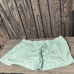Universal Thread Green and White Striped Women's Shorts